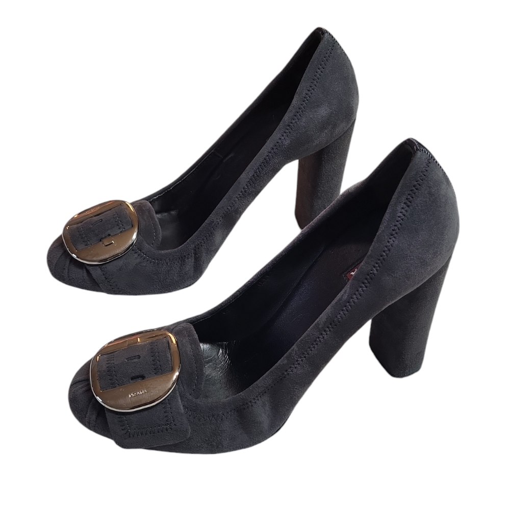 EUC Prada Authentic grey suede Buckle high heeled pumps round toe 9 w/ dust bag - Picture 2 of 15